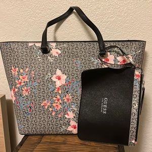 Guess Tote floral logo